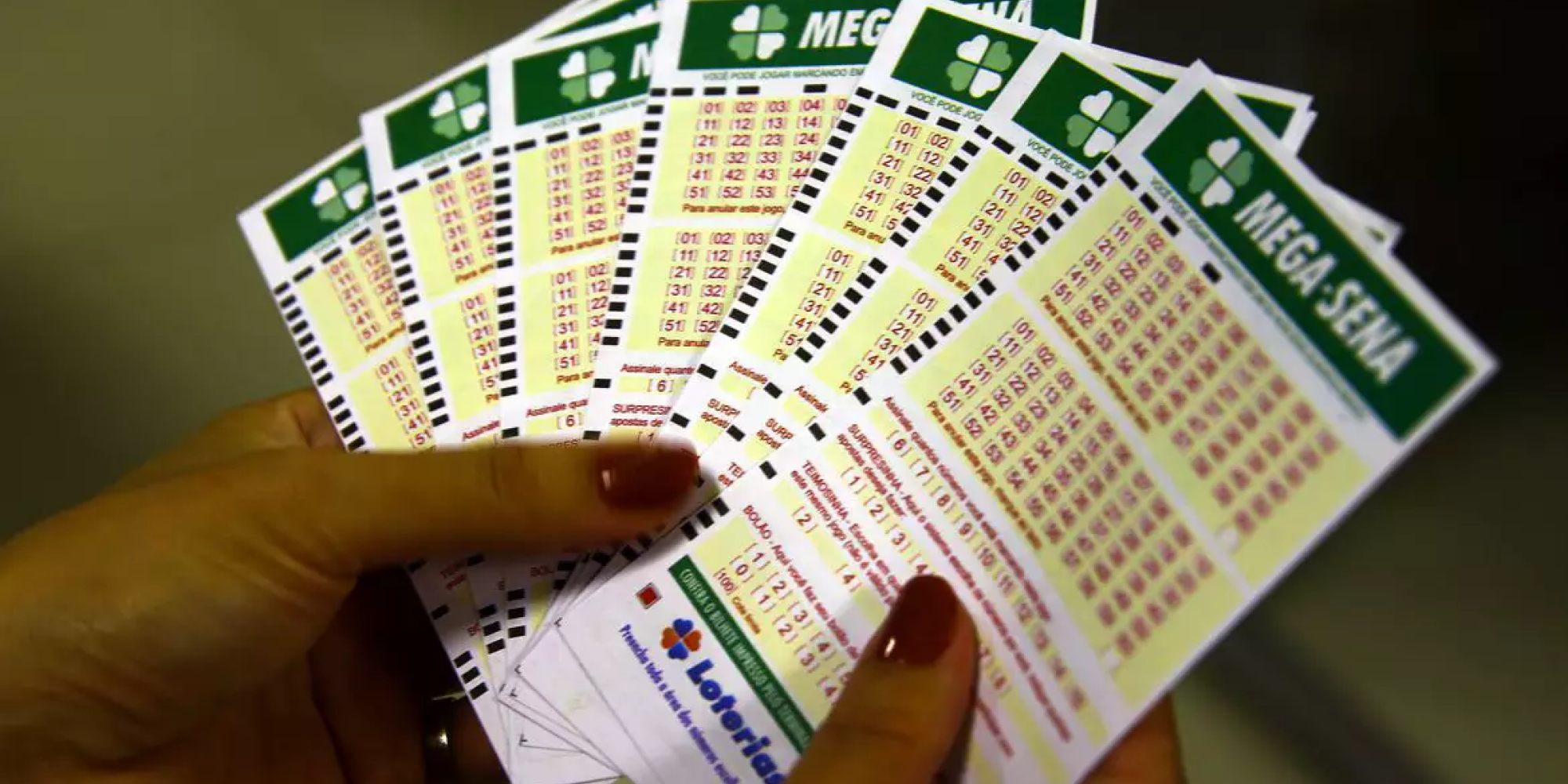Acumulada, Mega-Sena pode pagar R$ 95 milhões nesta terça-feira