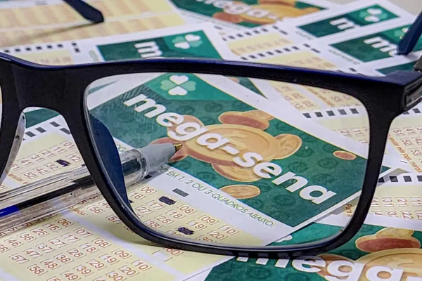 Mega-Sena não tem ganhador, e prêmio vai para R$ 15 milhões