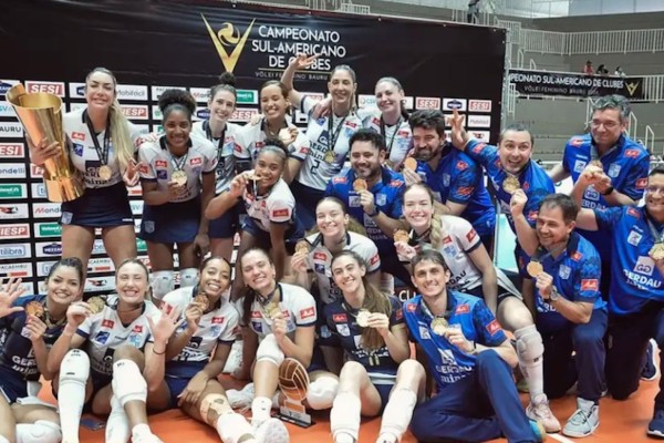 Minas bate Praia Clube e leva Sul-Americano de vôlei pela 5ª vez