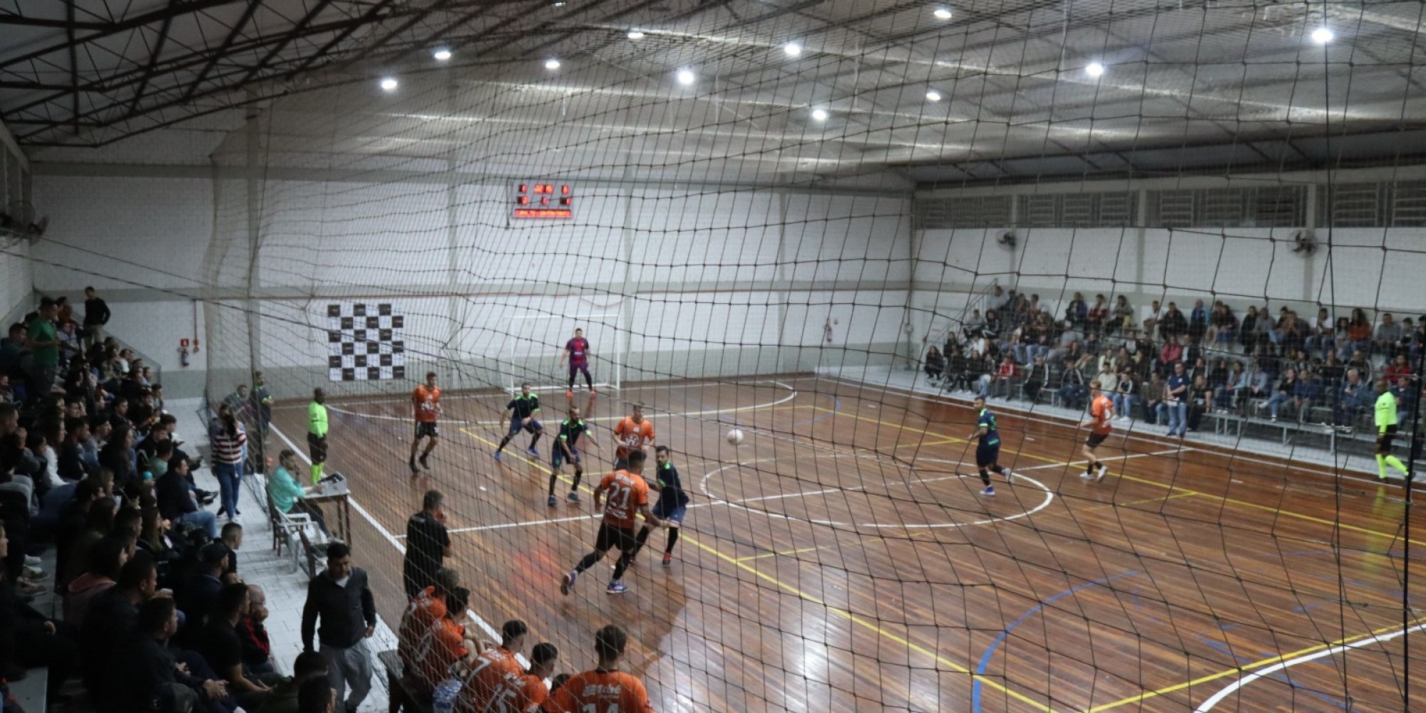 Cinco jogos serão realizados nesta sexta-feira (1º) com boa expectativa de público. Cinco jogos serão realizados nesta sexta-feira (1º) com boa expectativa de público.