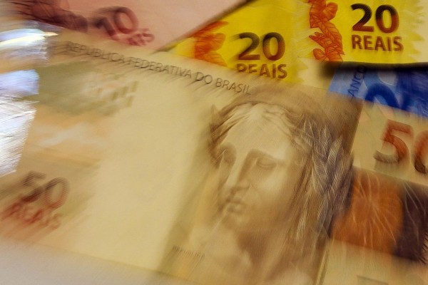 Caixa paga hoje Auxílio Brasil a cadastrados com NIS final 5