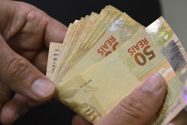 O valor de R$ 600 começa a ser pago no início de agosto