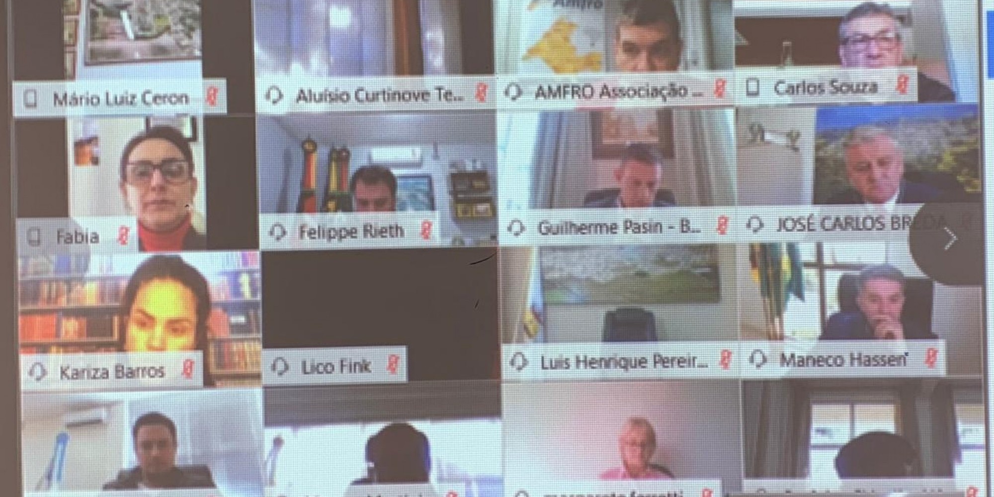 Presidentes e representantes das 27 Associações Regionais de Municípios do Rio Grande do Sul participaram da videoconferência Presidentes e representantes das 27 Associações Regionais de Municípios do Rio Grande do Sul participaram da videoconferência