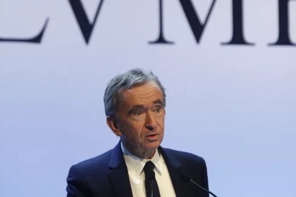 Francês é agora o homem mais rico do mundo