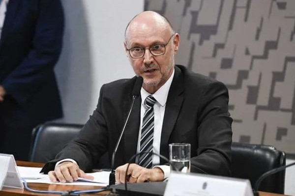 Agência Brasileira de Inteligência tem gaúcho como novo diretor-geral 