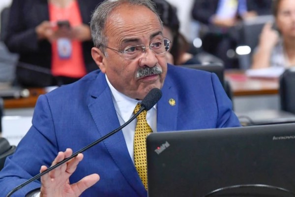 É aberto processo contra senador que foi flagrado com dinheiro na cueca em 2020 pelo Conselho de Ética 