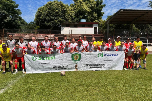 Mandando a partida no bairro Lambari, o time encantadense chegou a abrir 3 a 0 no placar, mas viu o adversário de Venâncio Aires diminuir a vantagem e quase virar o jogo na reta final.
