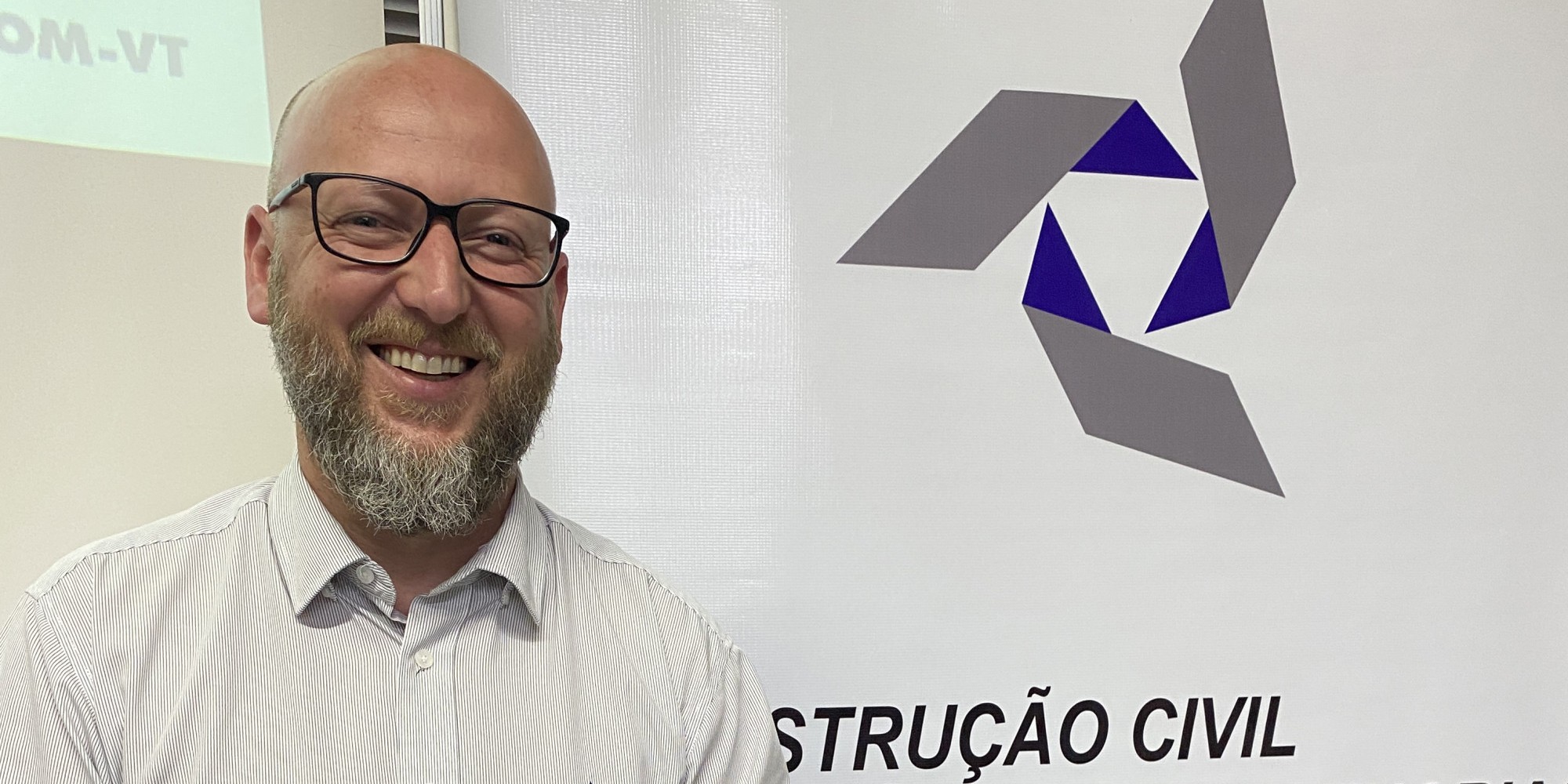 Jairo Valandro é reeleito presidente do Sinduscom-VT