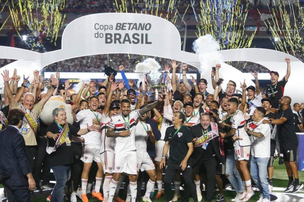 Empate de 1 a 1 foi suficiente para a conquista.