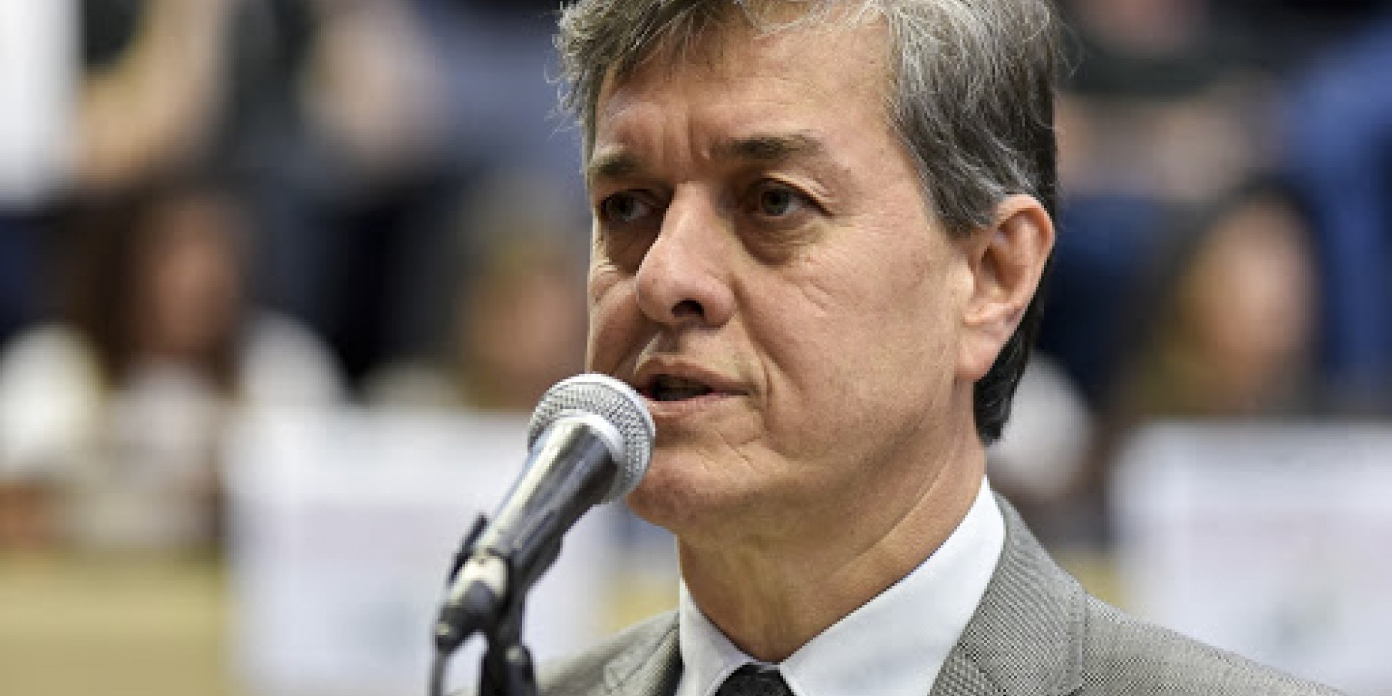 Brum também se uniu a empresários para realizar doações para a instituição Brum também se uniu a empresários para realizar doações para a instituição