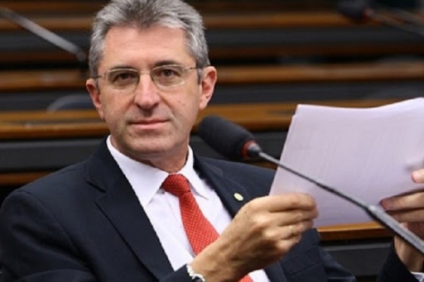 Proposta agora depende do aval dos deputados para se tornar lei