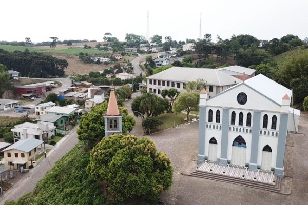 Vespasiano Corrêa celebra 26º aniversário com programação de Natal